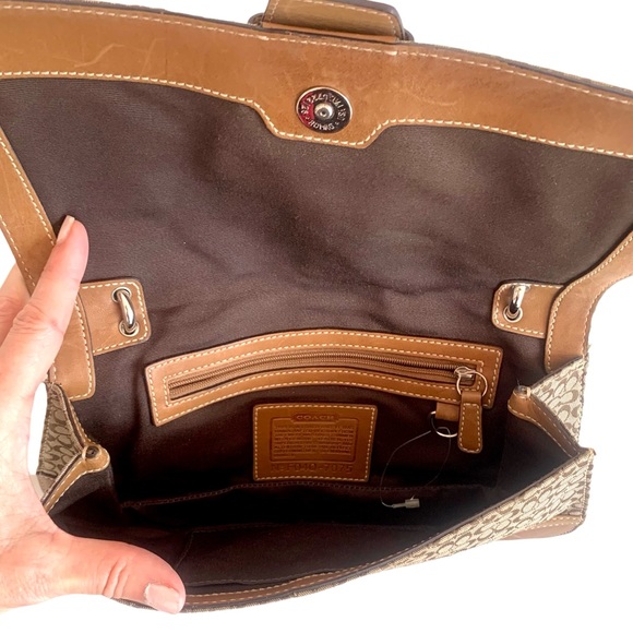 COACH Mini Signature 7075 Beige Leather Canvas Flap Shoulder Bag Authentic - Picture 16 of 16